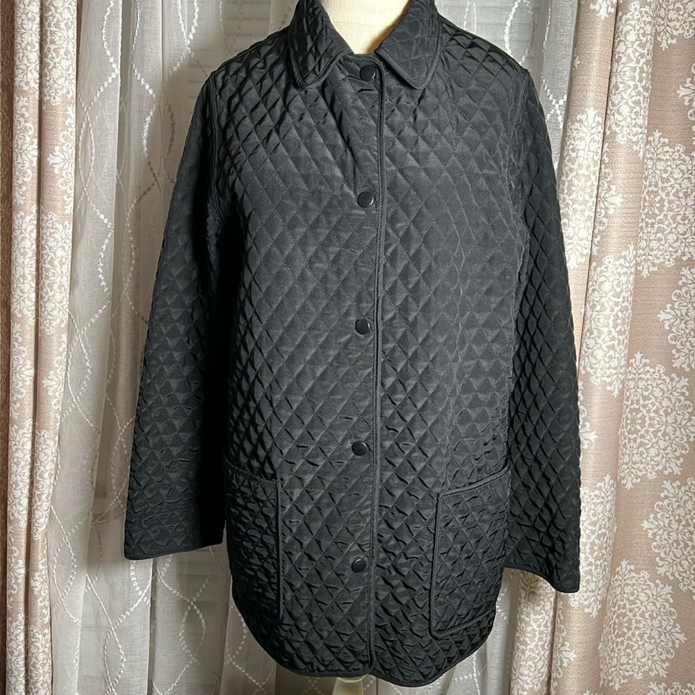 Hilary Radley lightweight Woman’s jacket. Size small petite